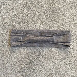 lululemon Swiftly headband grey like-new condition